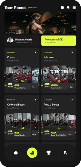 Tela de treino do app do aluno personalizada com a identidade da consultoria